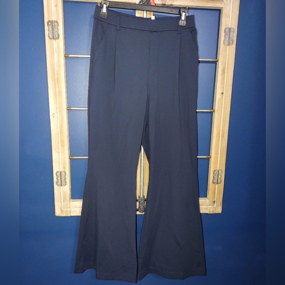 HALARA Black Wide-Leg Pants